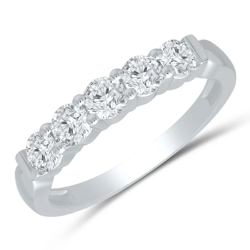 White gold diamond anniversary band, 0.75ctw