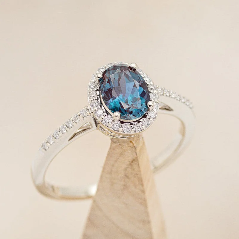 "DIANA" - OVAL LAB-GROWN ALEXANDRITE ENGAGEMENT RING WITH DIAMOND HALO & ACCENTS