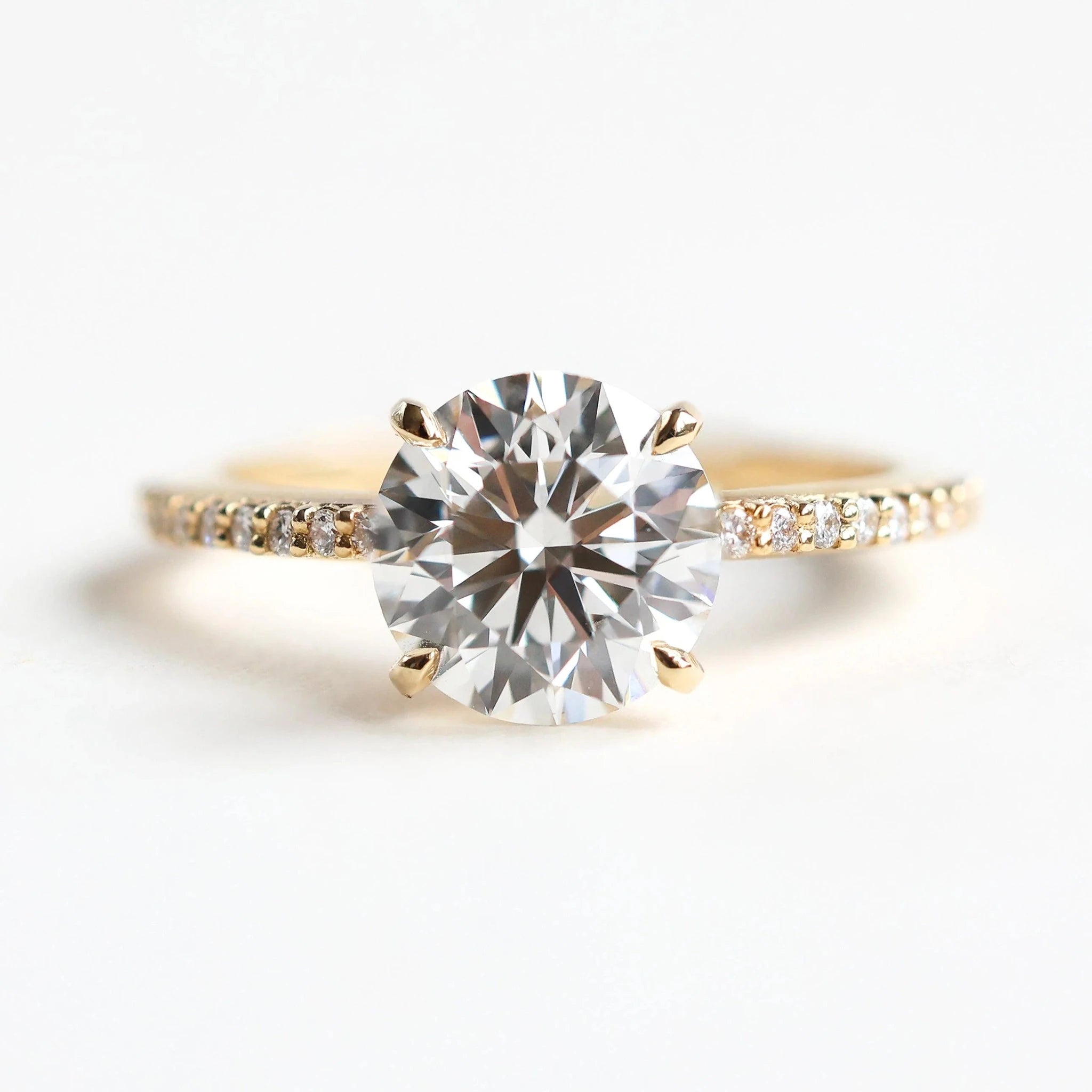 Fiamma 2Ct Round Diamond Ring