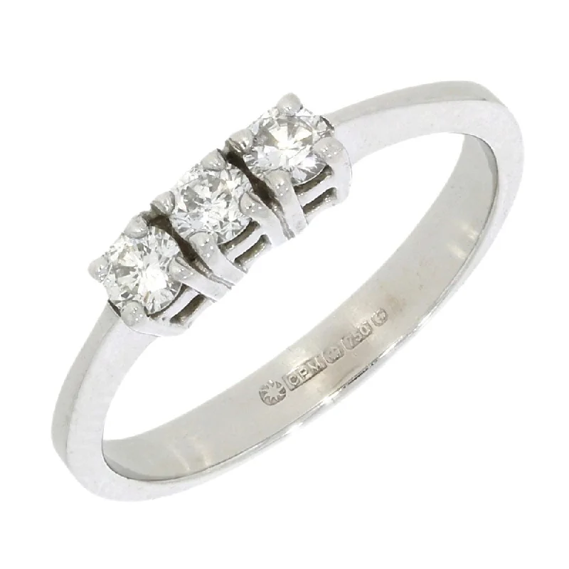 Pre Owned 18ct White Gold 0.25cts Diamond Trilogy Ring