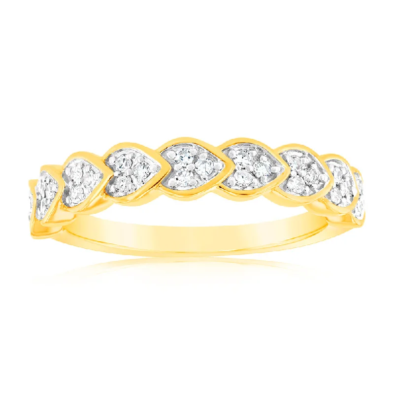 9ct Yellow Gold Luminesce Lab Grown Ring with 28 Brilliant Diamonds