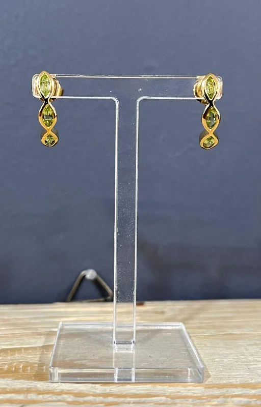 Unique & Co Yellow Gold Vermeil Peridot Stud Earrings