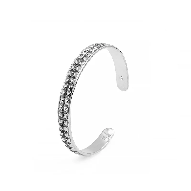 Fyre cuff bracelet in oxidixed 925 sterling silver