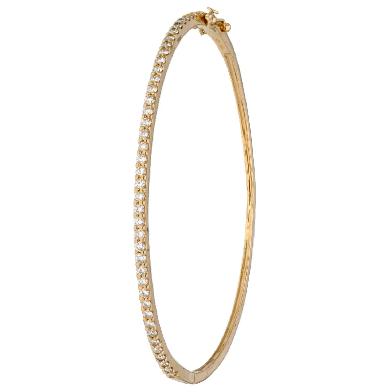 18ct Gold 0.82ct Diamond Hinged/Clasp Bangle