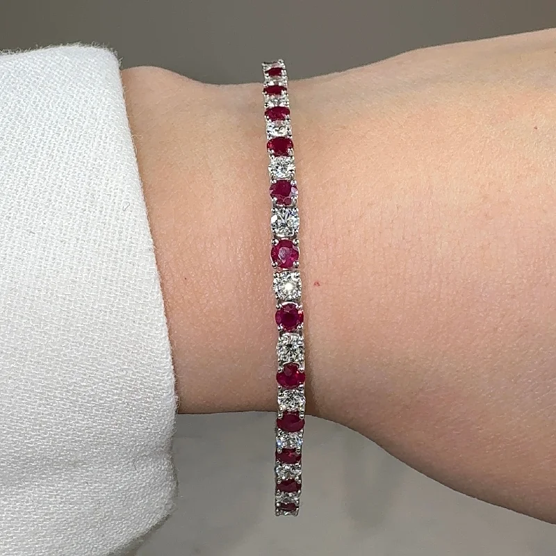 Round Brilliant Diamond and Ruby 4 Claw Bracelet BRDR45345