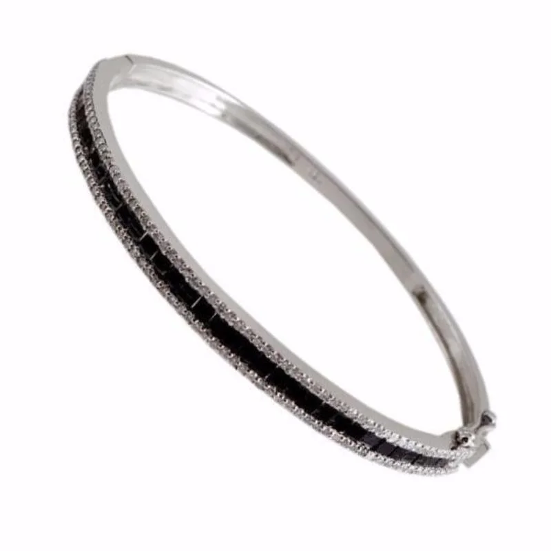 18K White Gold Diamond Bangle