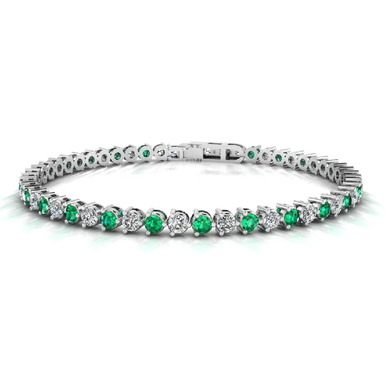 Round Brilliant Diamond and Emerald 3 Claw Bracelet BRDE45512