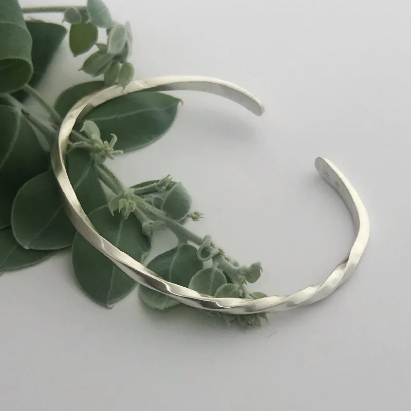 Sterling Silver Twist cuff