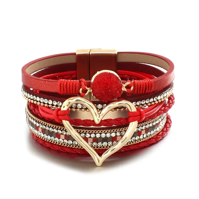 'Dalgu' Heart Charm Cuff Bracelet - red